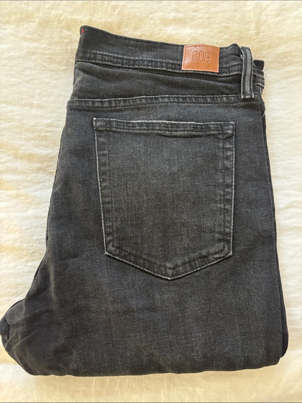 BDG Men’s Charcoal Slim Jeans with Leather Patch Distressed